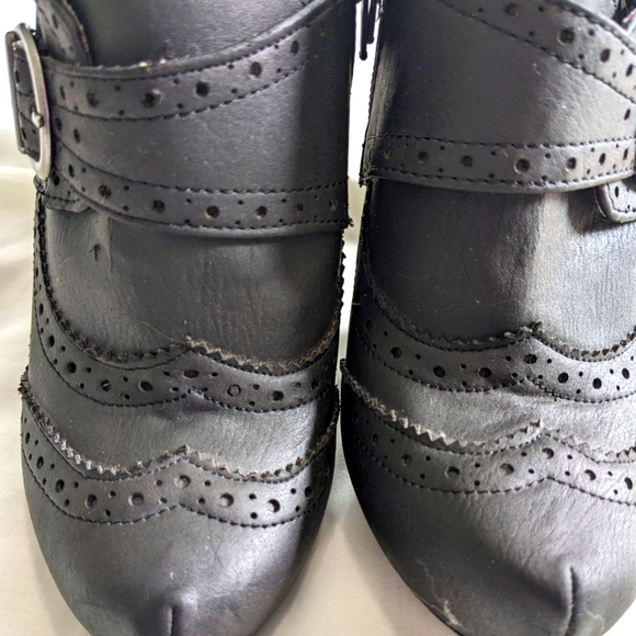 Shi by Journeys Women's Ankle Booties - Picture 4 of 15